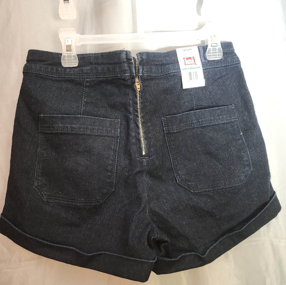 High rise size 5 junior lei shorts